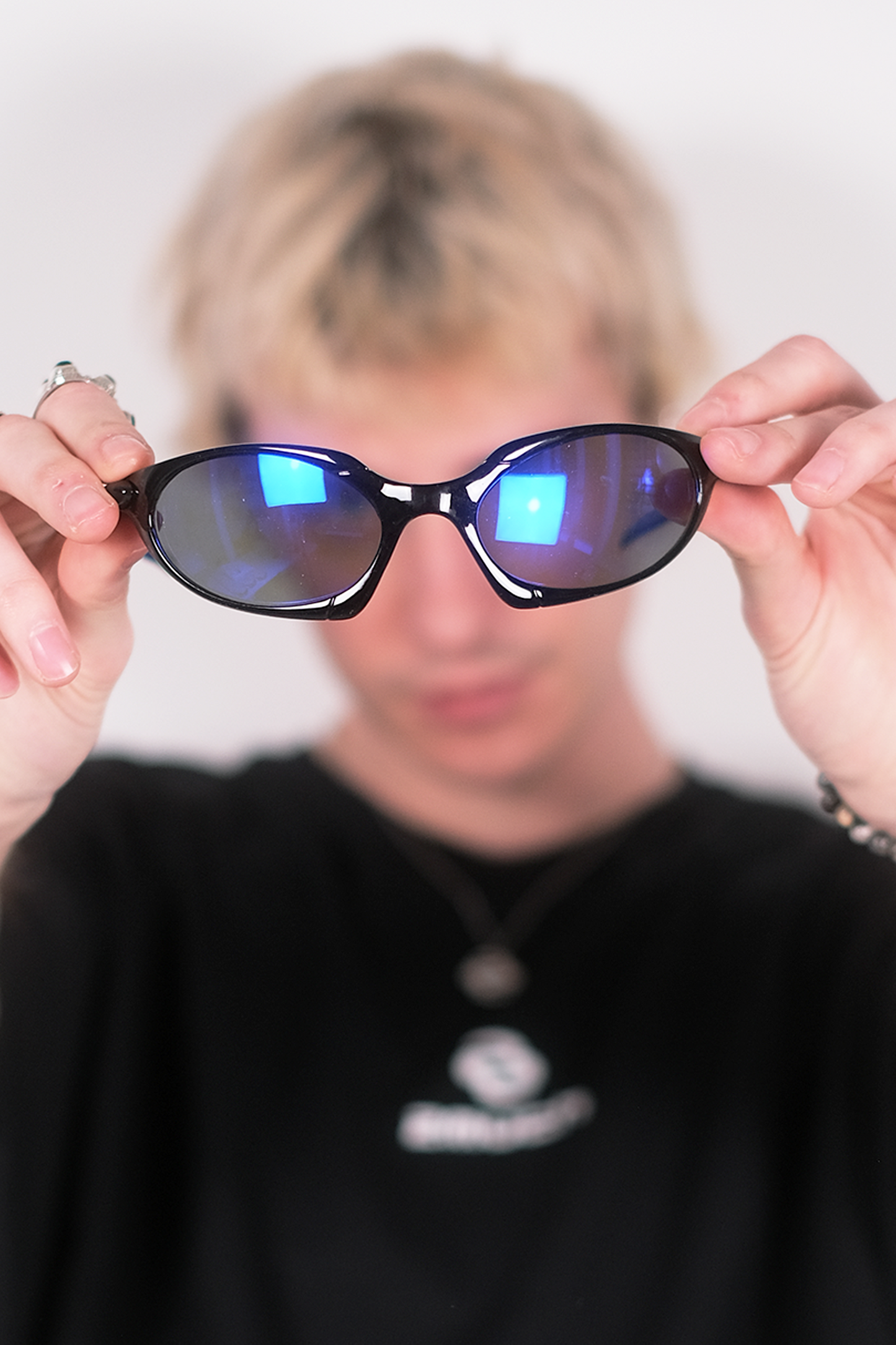Lunettes de Vitesse Black & Blue 2much | Accessoire Soirée Techno