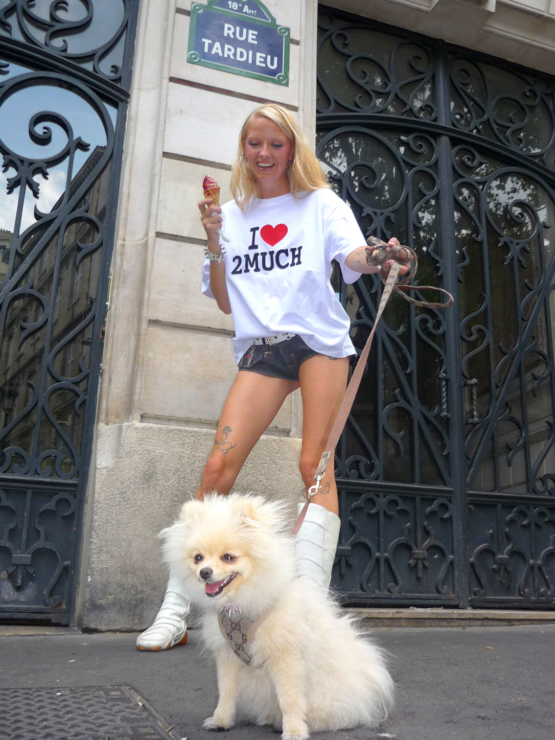 T-shirt I Love 2much | Merch Officiel