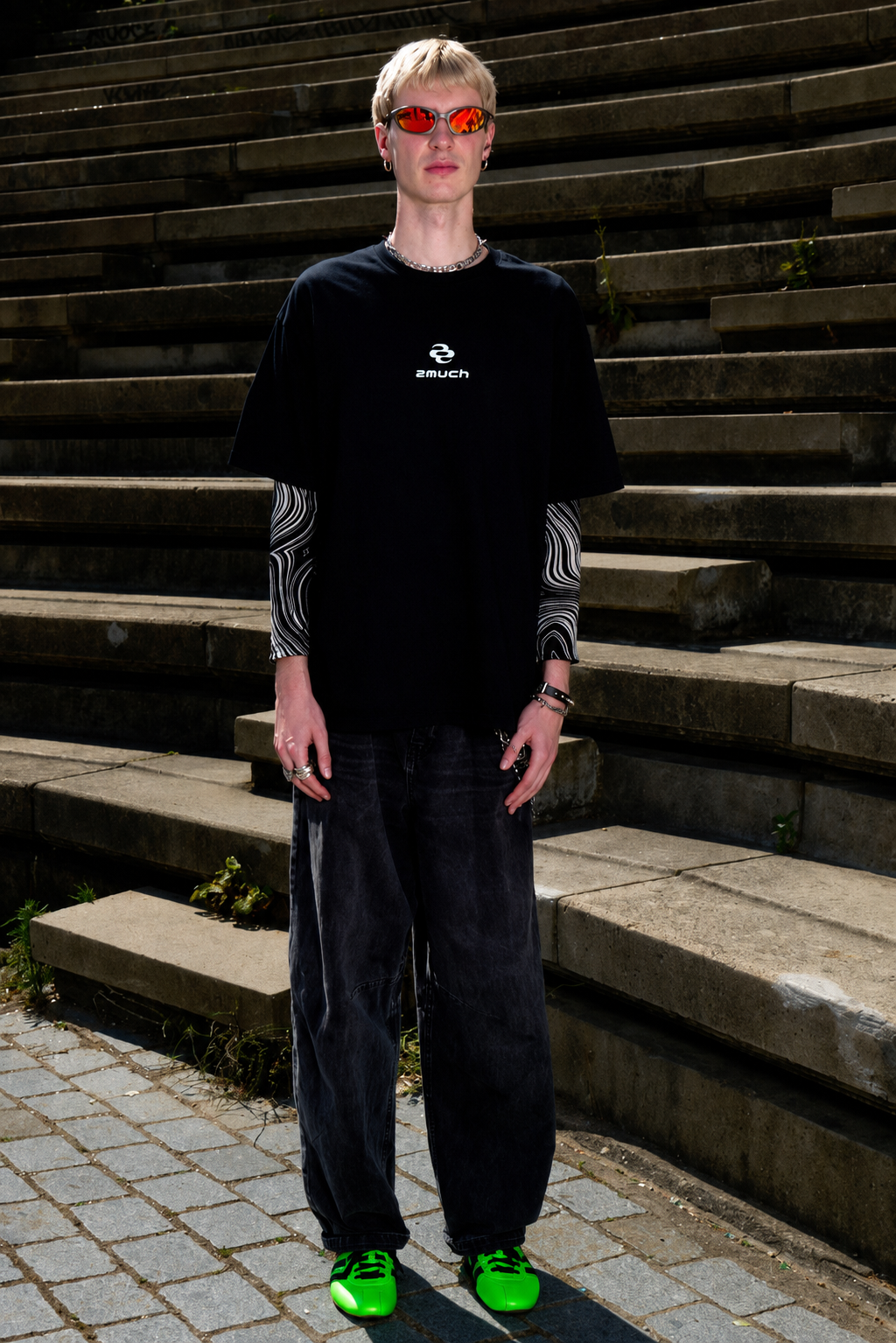 2much T-shirt | Official Merch
